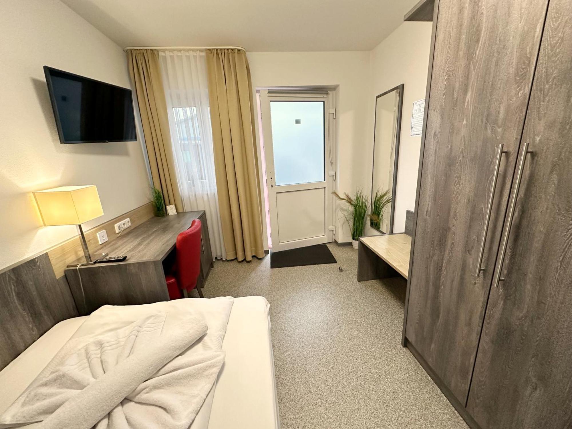 Sunny Hotel Regenstauf Zewnętrze zdjęcie