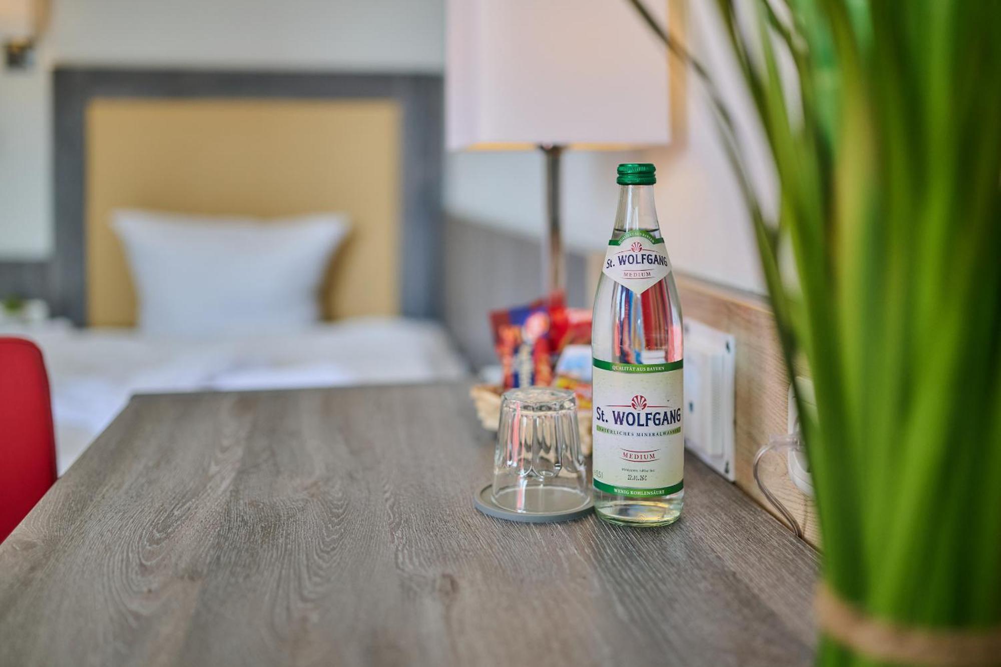 Sunny Hotel Regenstauf Zewnętrze zdjęcie